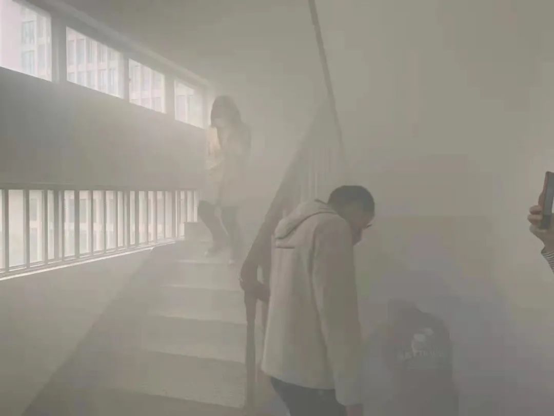 防患于未“燃”-浙江游艇会yth开展消防演练(图2)